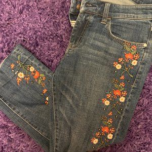 ANTHROPOLOGIE cute floral patch jeans